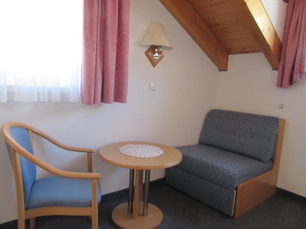 Appartements Haus Bachmann San Candido Exterior photo